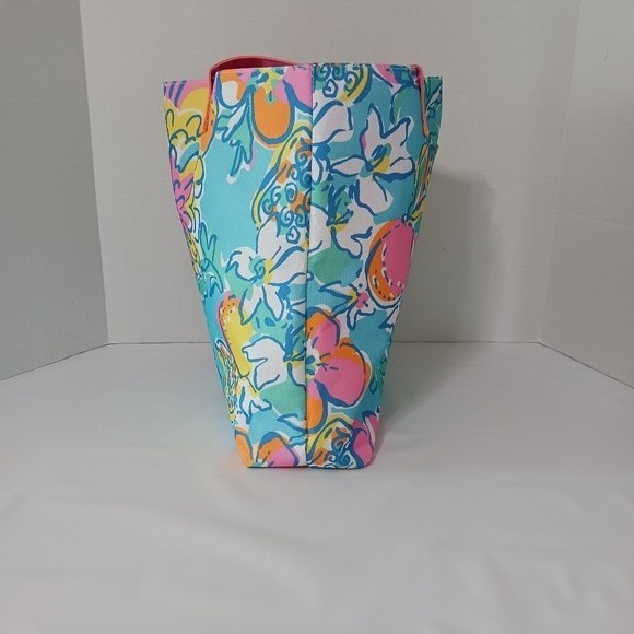 Lilly Pulitzer Estee Lauder Floral Canvas Bag - Picture 4 of 11